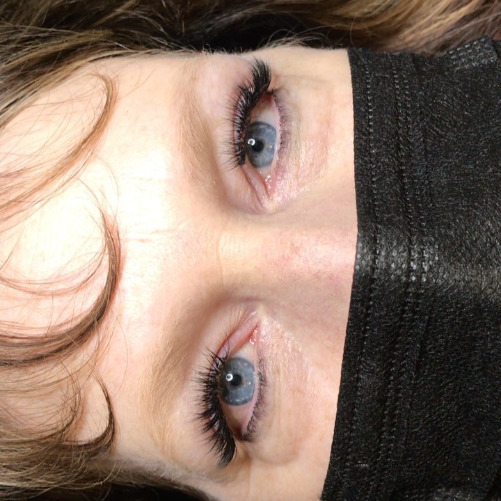 Classic lash extensions — blue grey eyes