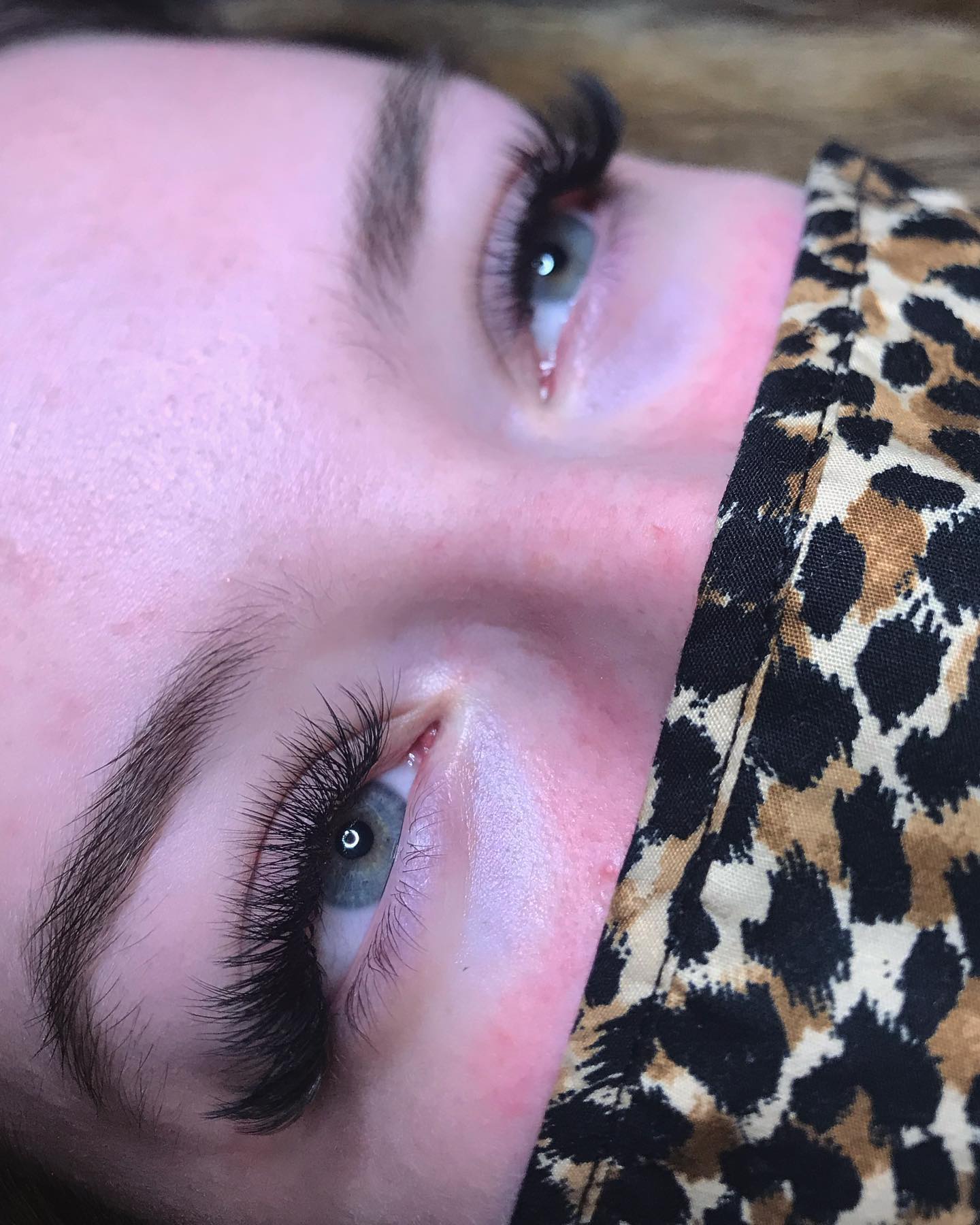 Dramatic volume lash close-up